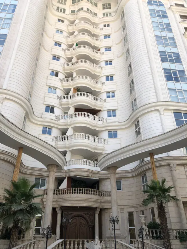 مشارکت در ساخت۱۸۰۰ متری