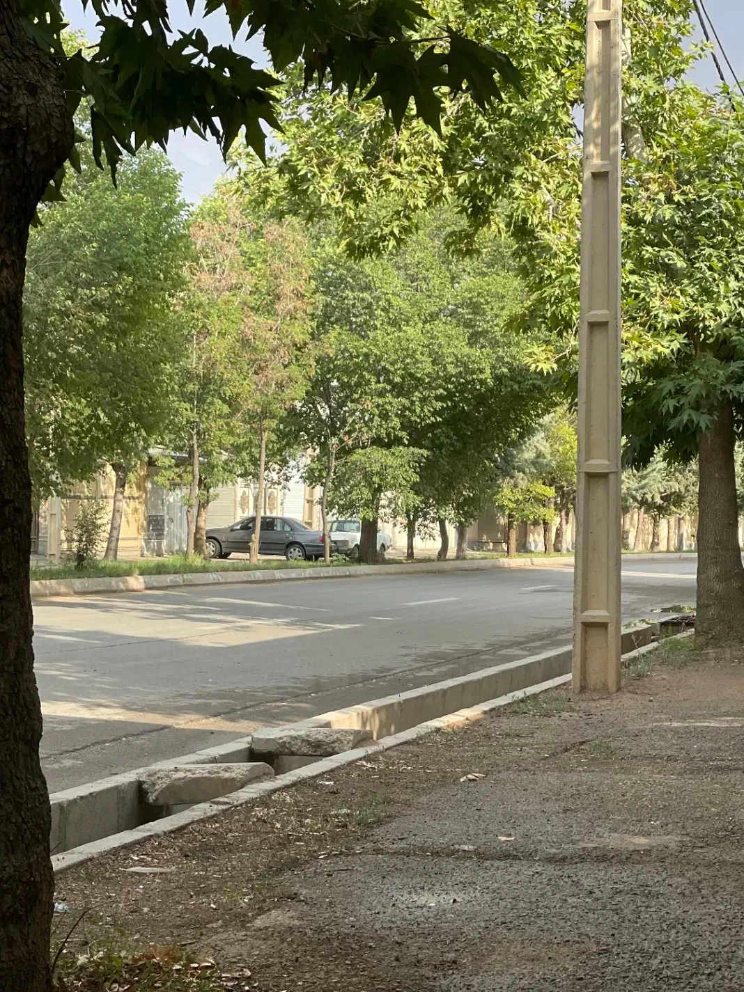 مغازه ی ۵۵ متری بلوار امام
