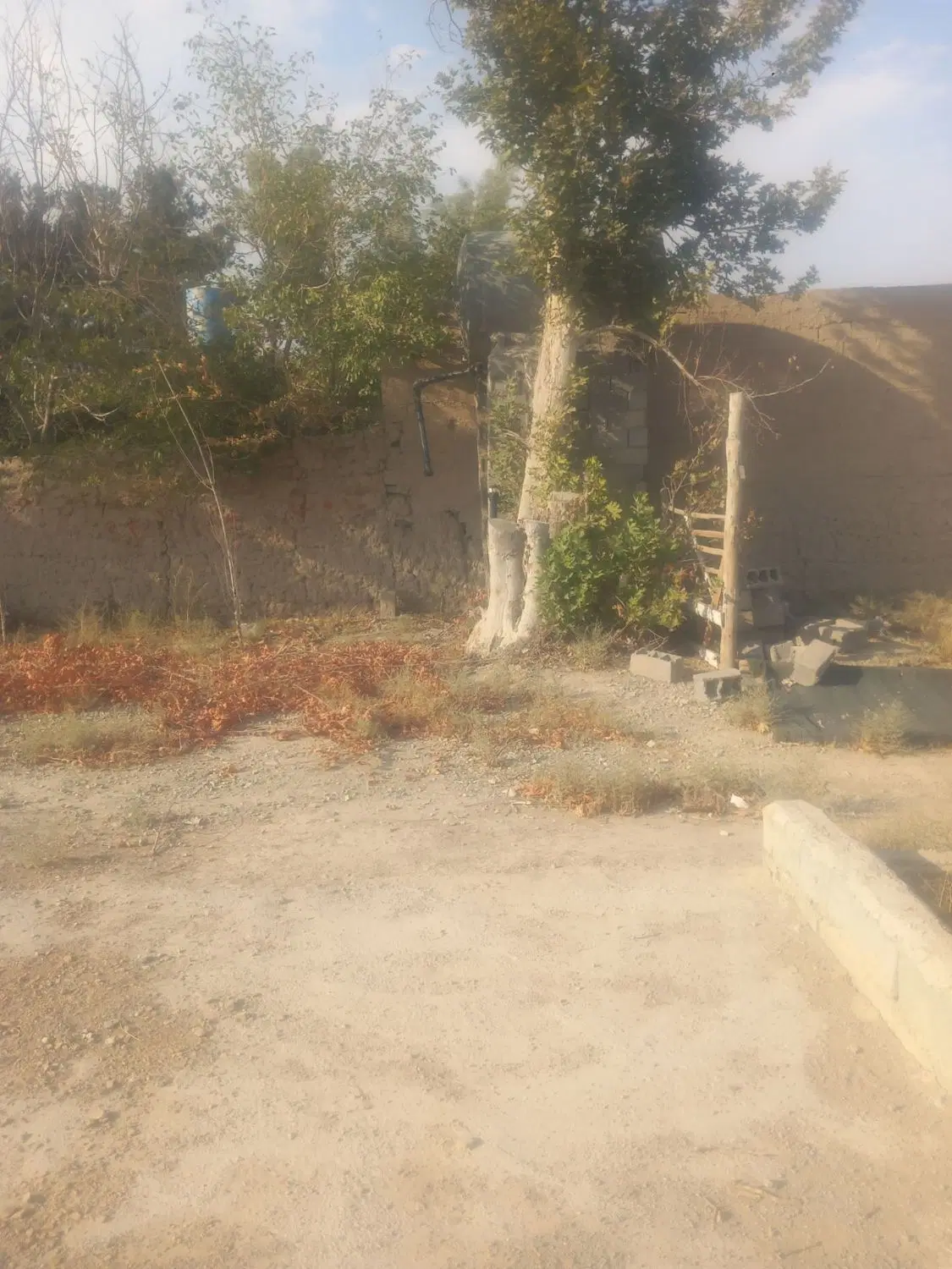 زمین بالابان