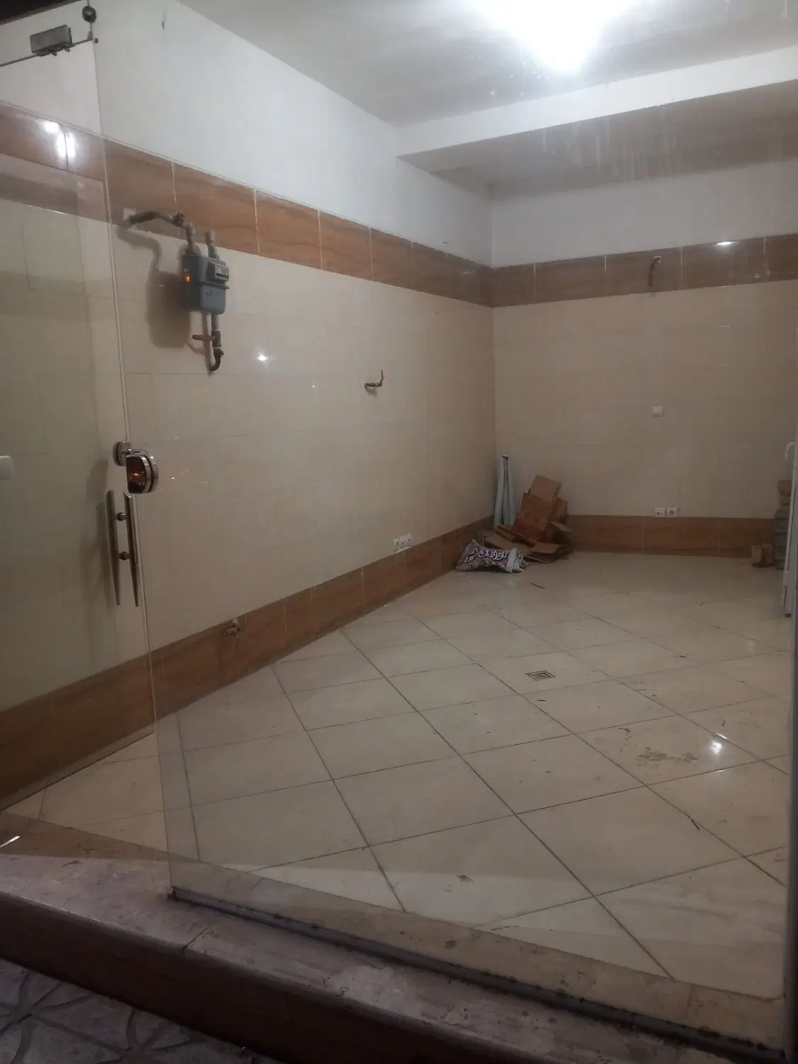 اجاره مغازه ۲۰ متری سر وایین
