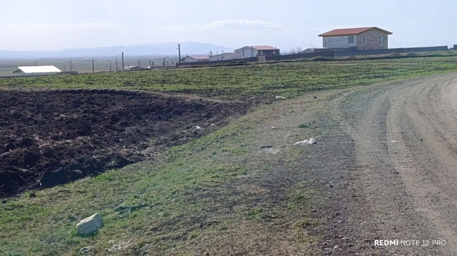 زمین نزدیک روستا کریم کندی نمین جنگل فندقلو