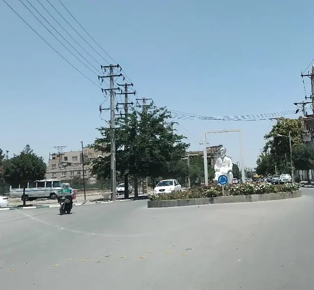 ۲۴۰ متر زمین مسکونی سند شش دانگ تراکم‌ ۶ واحد ۳سقف