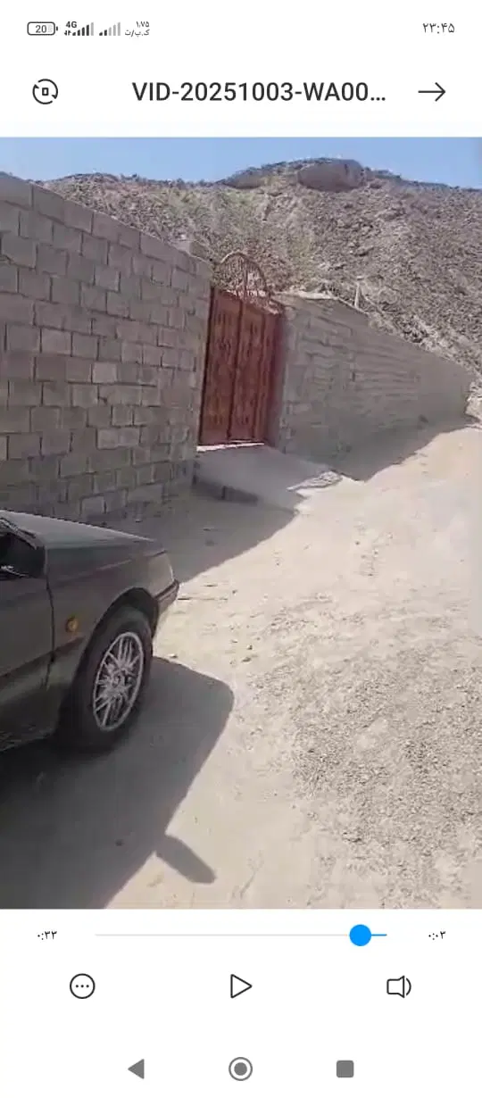 خونه دوطبقه نیمه کاره در تیپ