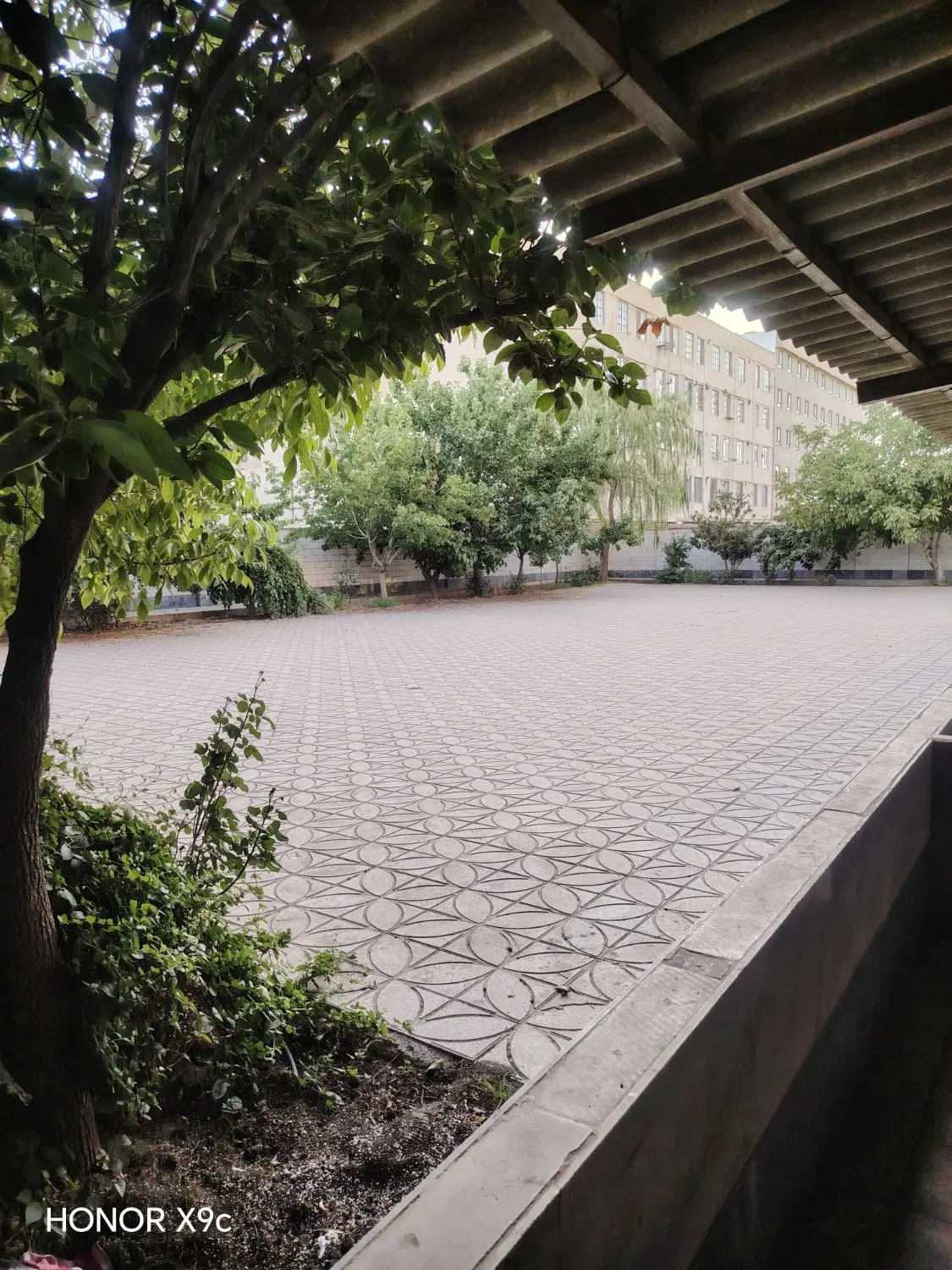 فروش آپارتمان خوش نقشه محله نگارستان