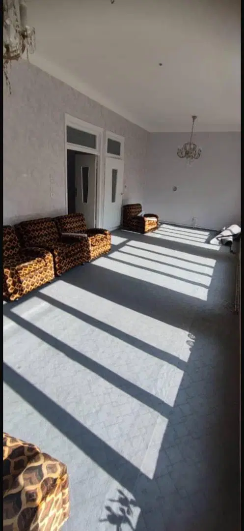 حیاط دربستی۲طبقه