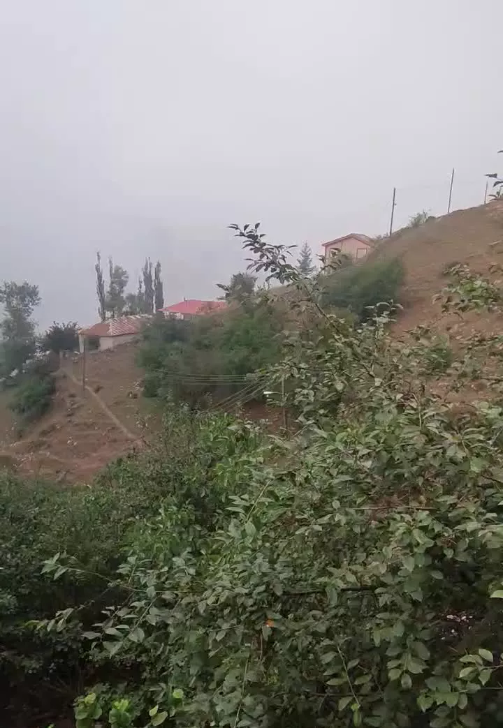 ویلا باغ ۹۰۰ متری منطقه یلاقی