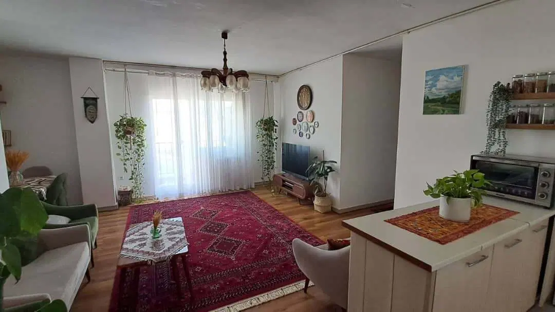 ۸۲ متری عرشیا _ عرصه تسویه شده _ با پارکینگ