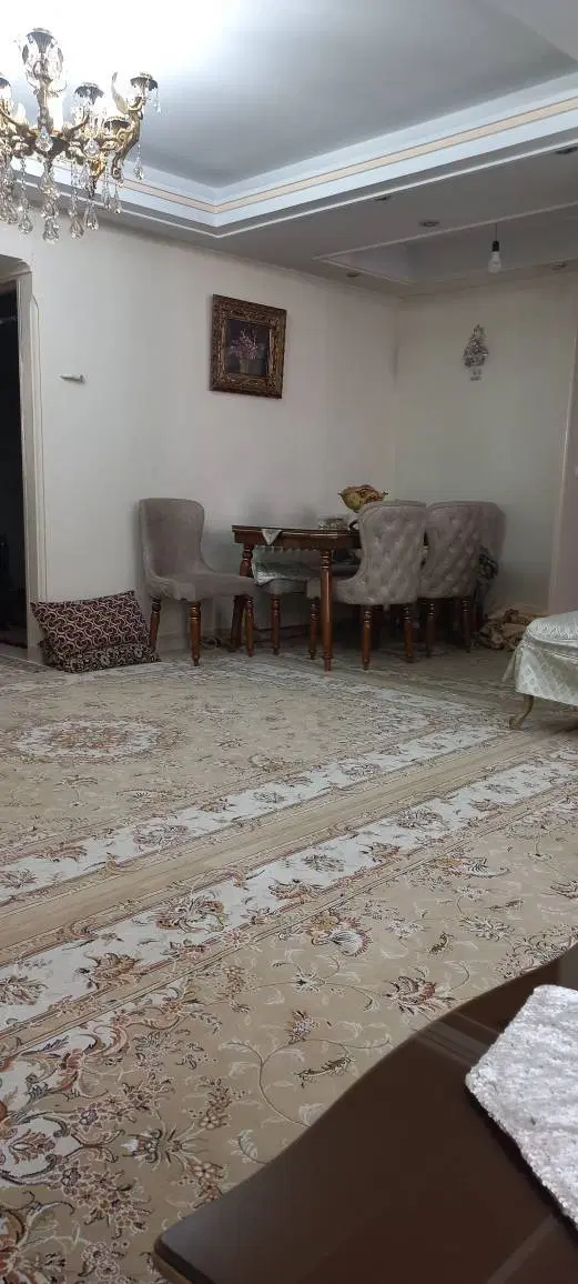 86 متر_ دو خوابه_ خ طوس _ غرق نور