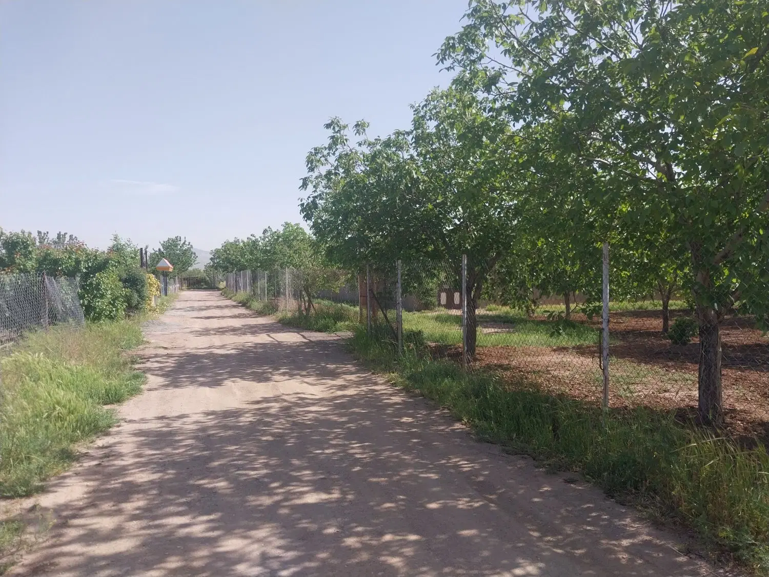 باغ ویلا آفتاب درخشان شهرک مهتاب