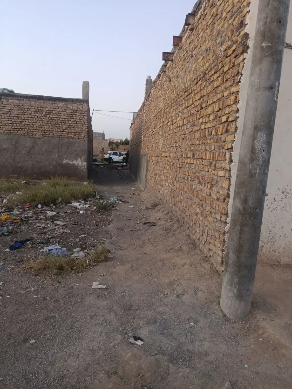 زمین 75متری