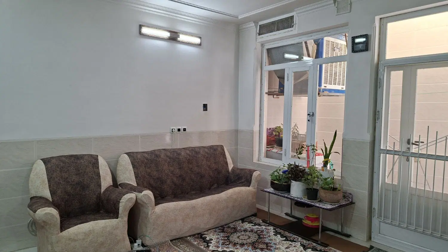 خانه ویلایی بلوار جمهوری ۲طبقه