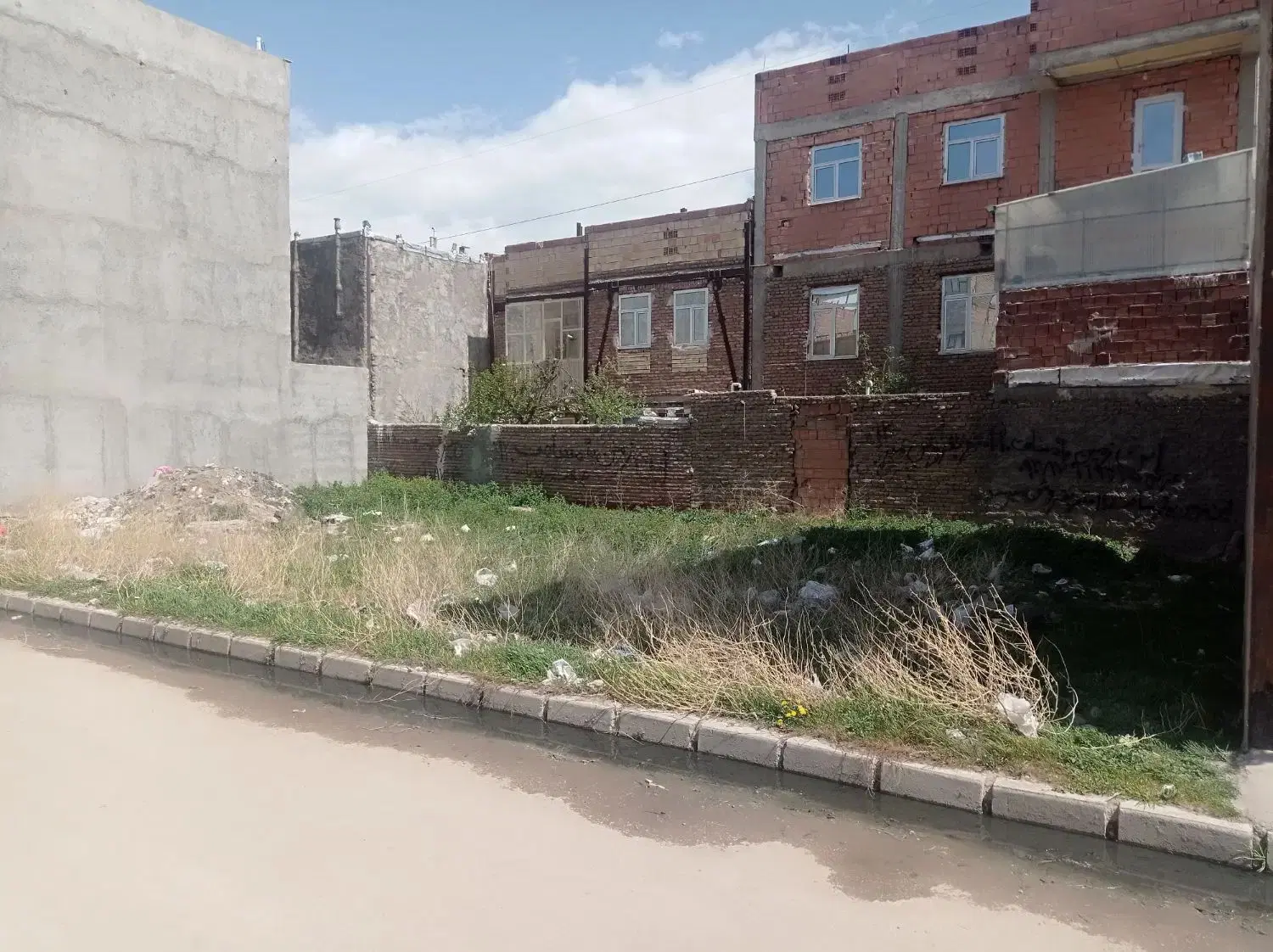 زمین شهرک بعثت