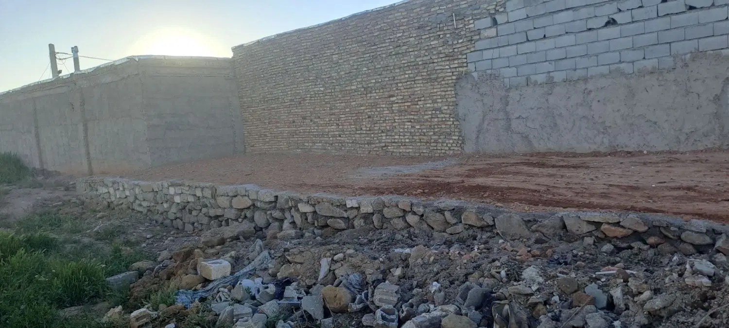 ۱۰۰ متر زمین در اناخاتون