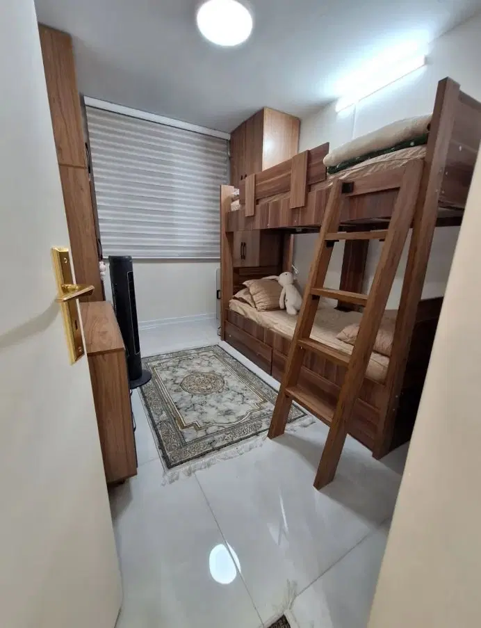 ۱۰۵ متر__ خیابان خرداد