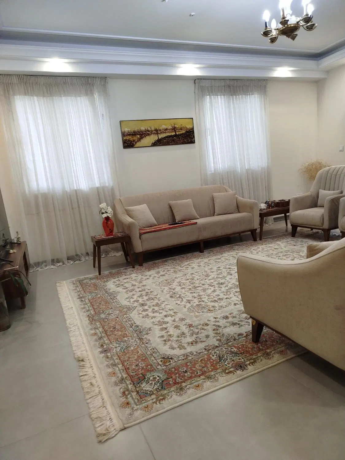 ۷۶ متر فول خیابان ارامنه