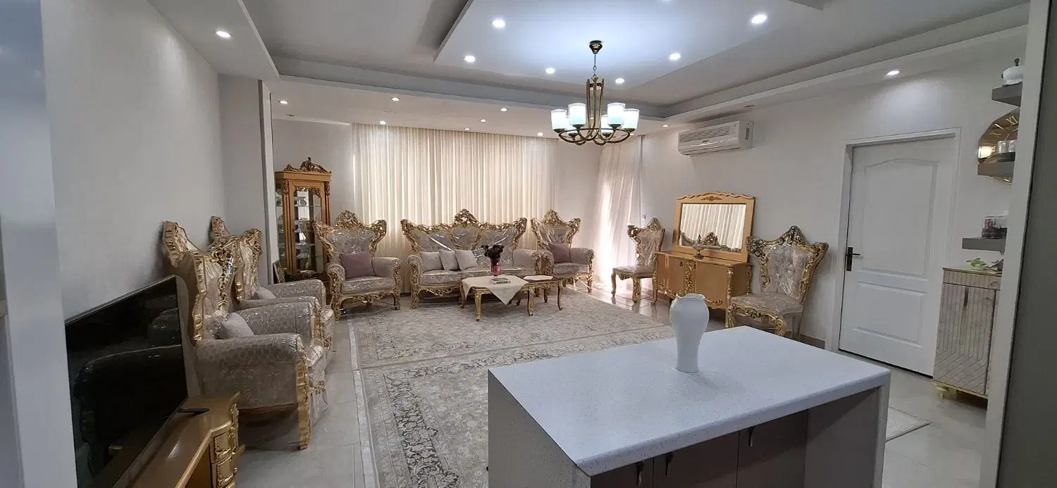 آپارتمان ۹۳ متری شهرک بازرگانی خ ارکیده