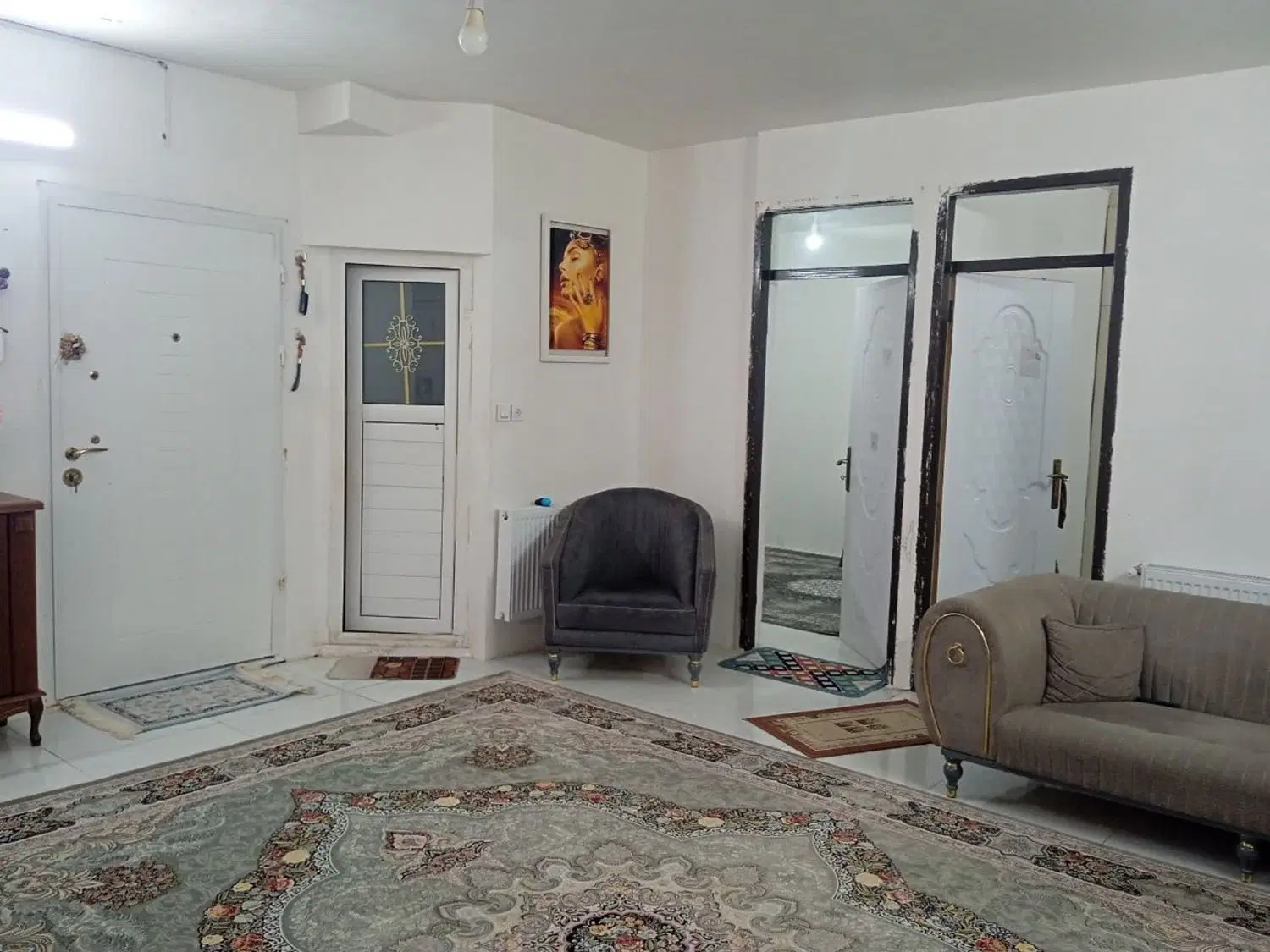 آپارتمان 80 متر دو خوابه با آسانسور
