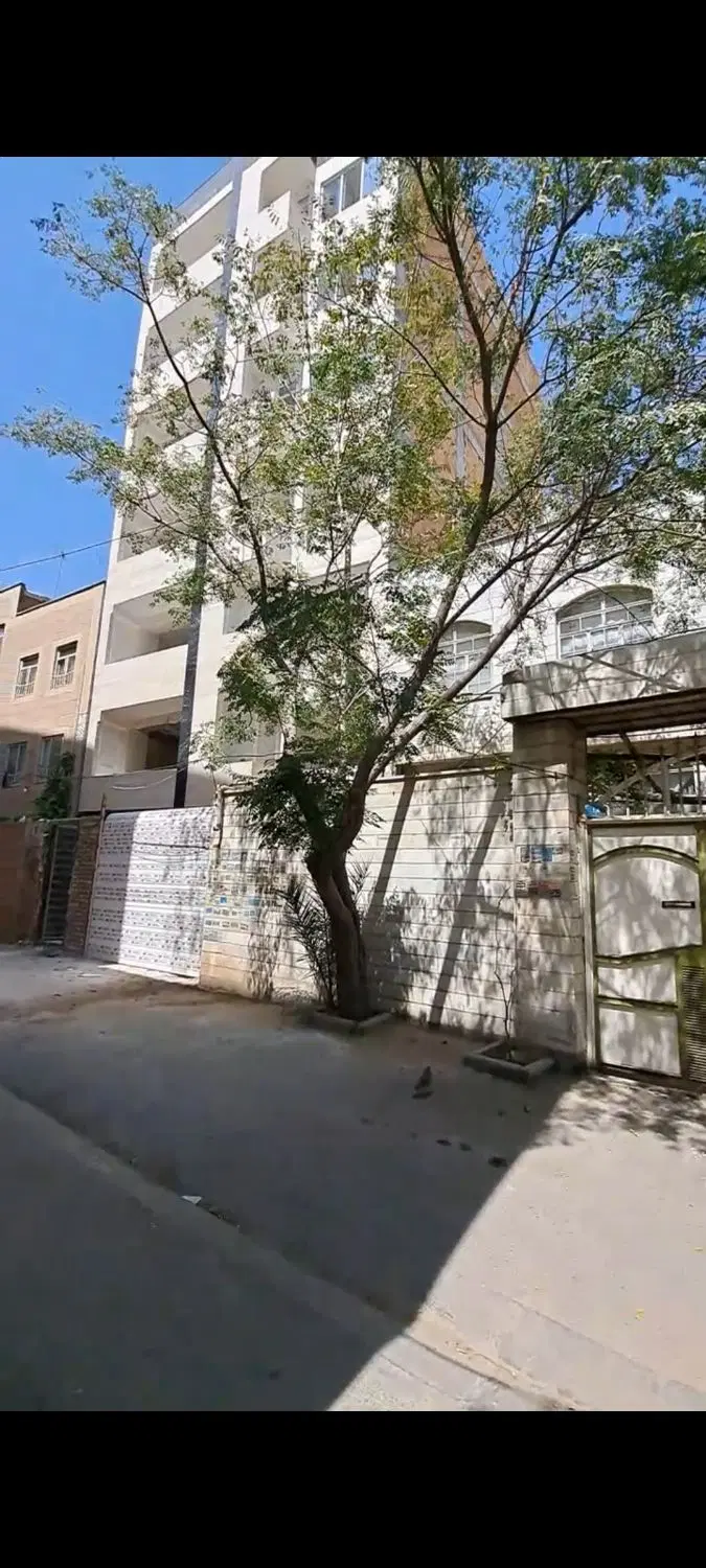 ۱۱۰متر واحد ۲ خوابه تحویل ۲۰ روزه