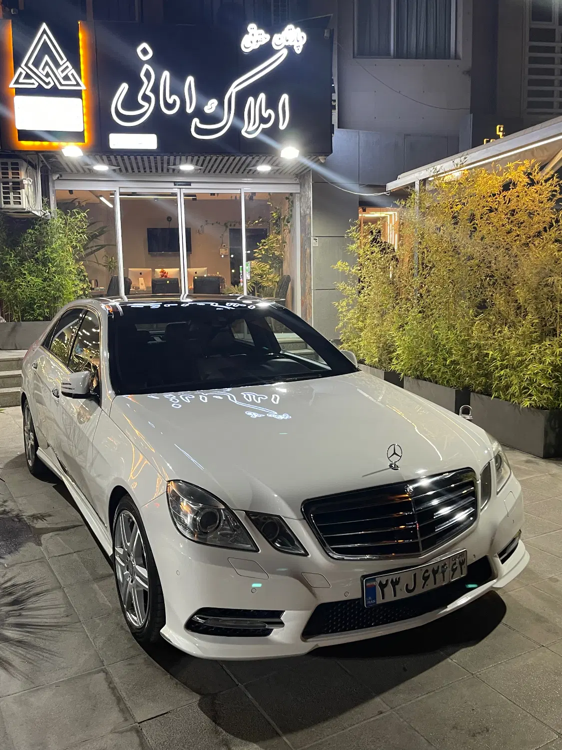 زمین گروه ۴ با پروانه مسکونی ۵۰۰ متر m3