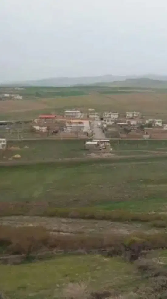 زمین مسکونی  در روستای چاریس به فروش می‌رسد