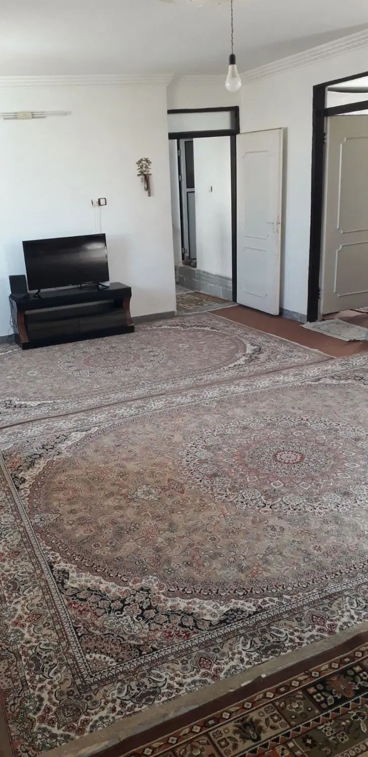 خانه 90 متری شهرک ولیعصر