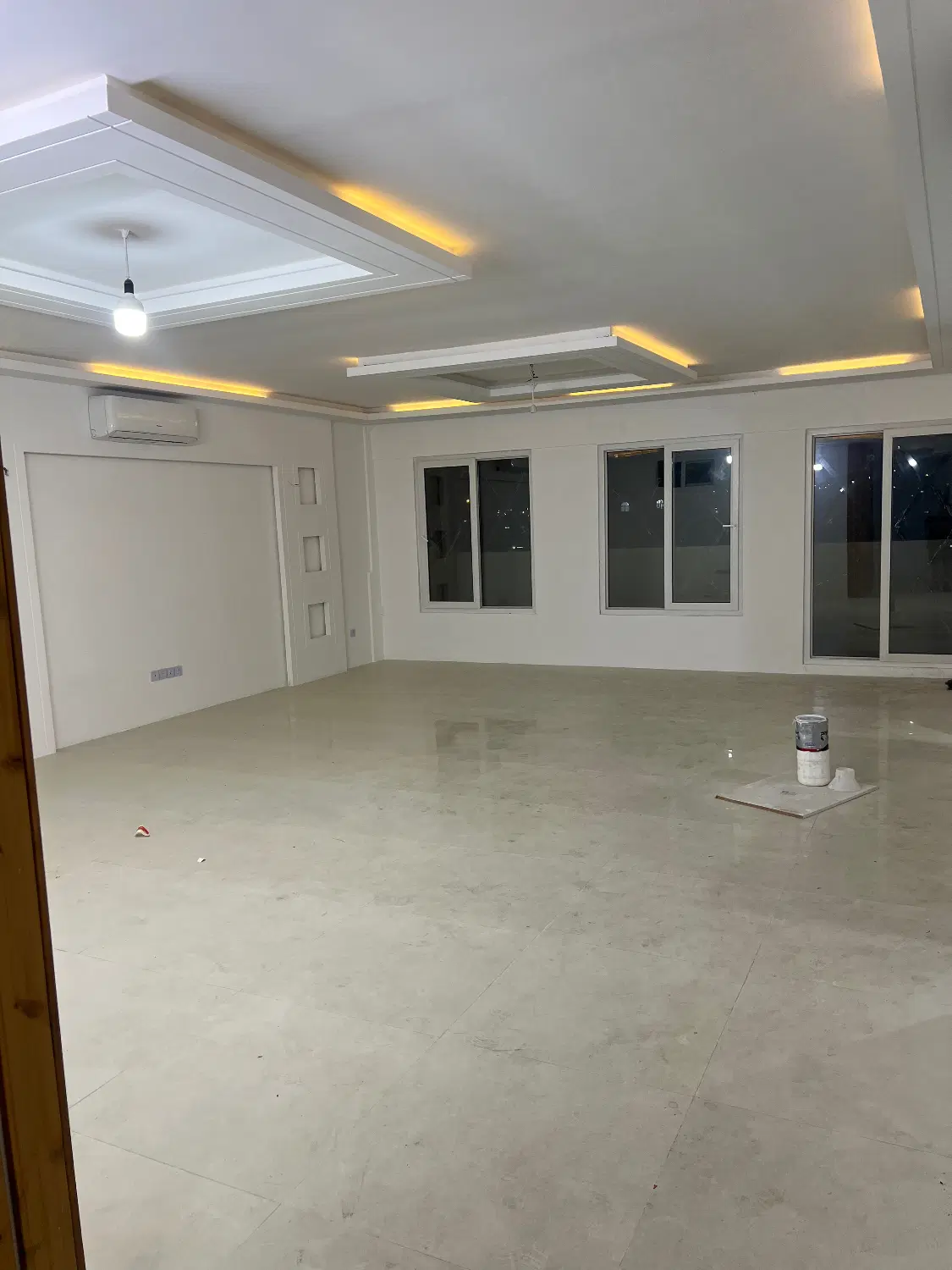 آپارتمان ۲۰۷ متری صفر نوساز فوق لاکچری