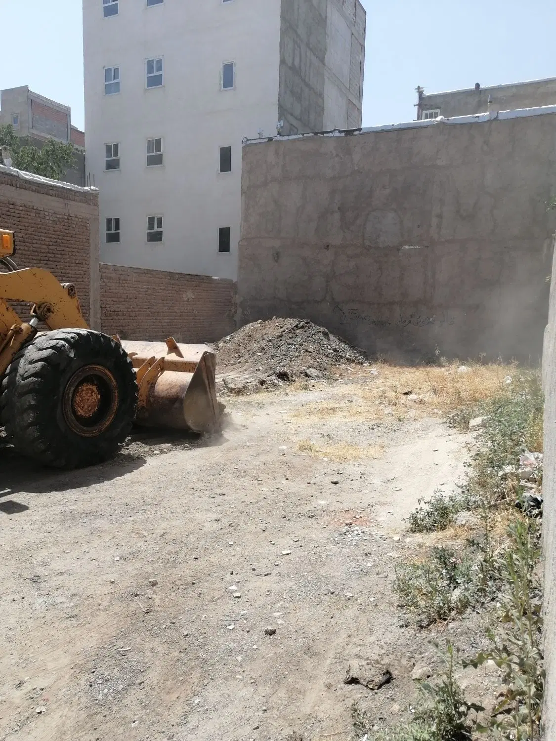 95 متر مفید شهرک بعثت