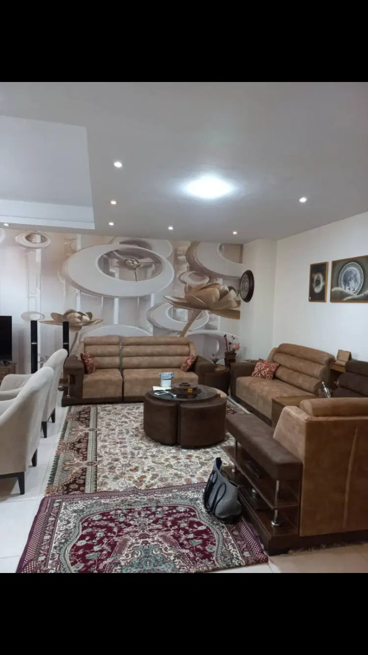 ۱۱۰ متر نبیئیان