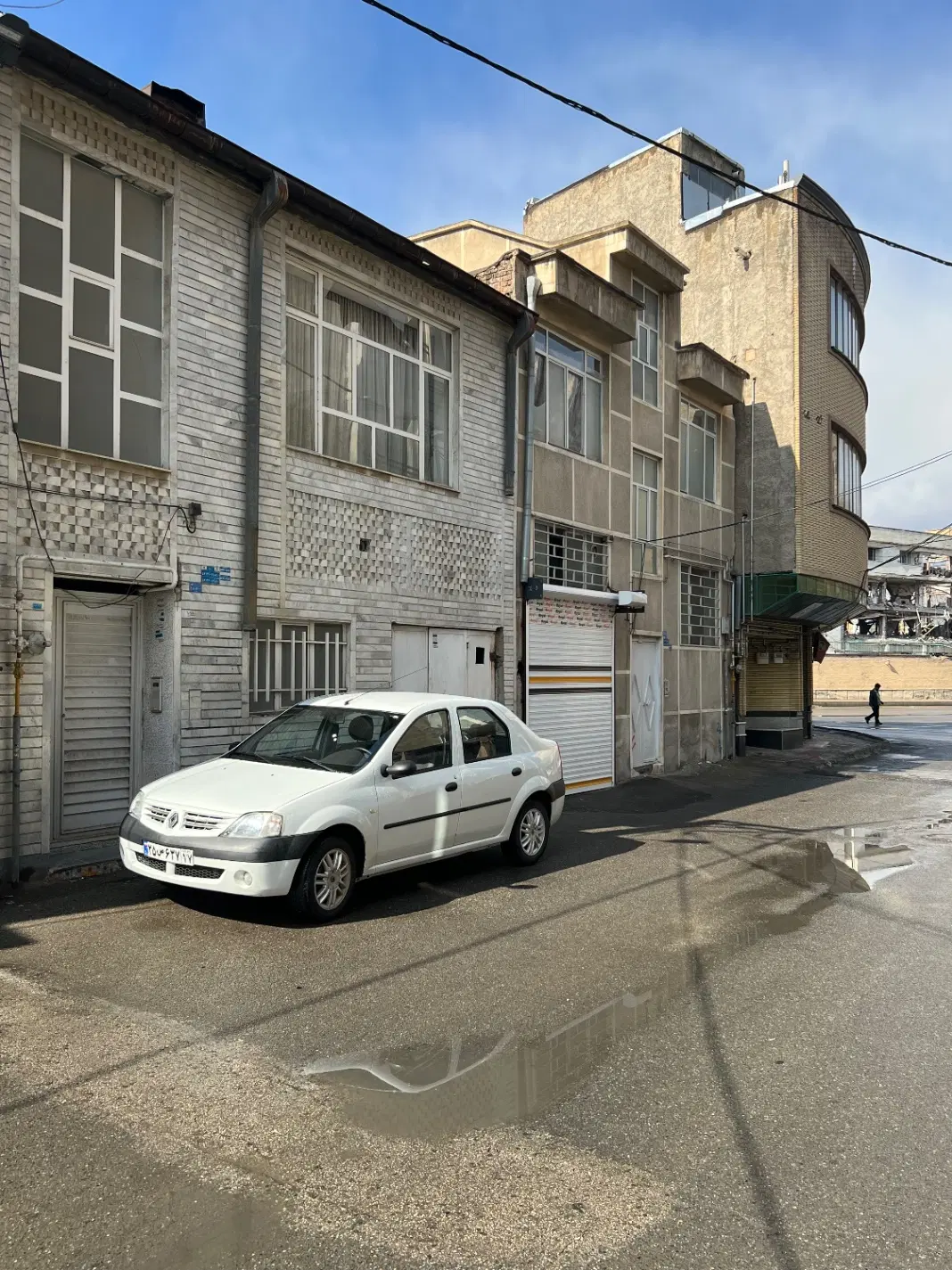 منزل مسکونی سند ششدانگ کوی ۱۲متری امینی خ ۲۲بهمن
