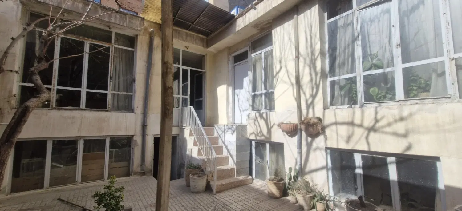 فروش خانه کلنگی ۱۵۰ متری سنددار پاچنار مناسب ساخت