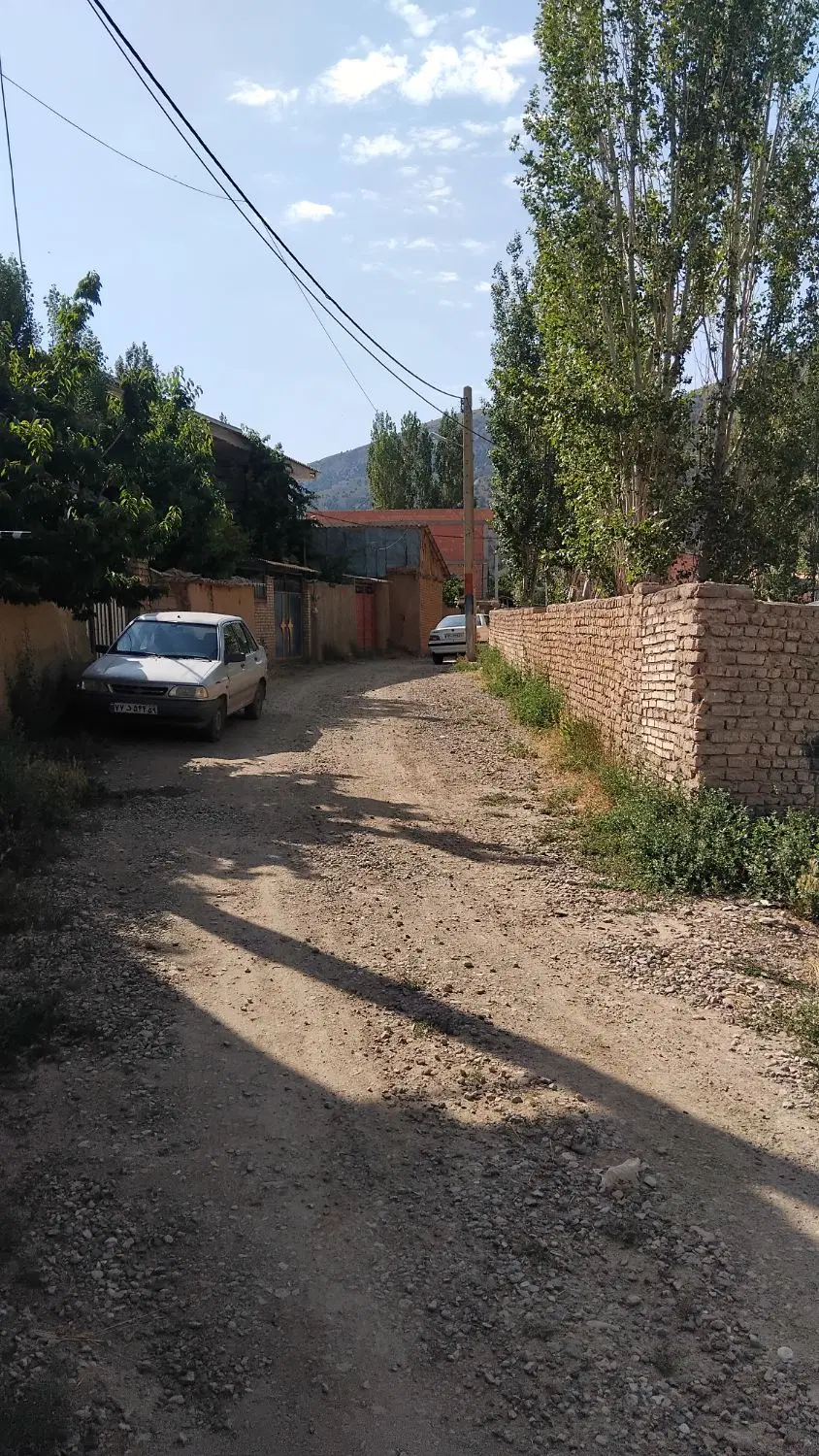 ۳۰۰متر زمین چهارباغ
