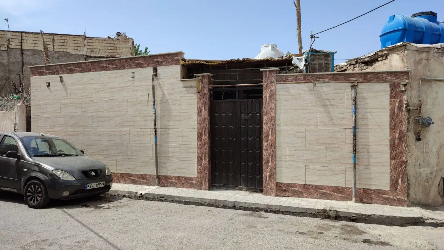 خانه 54 متری دو بحر