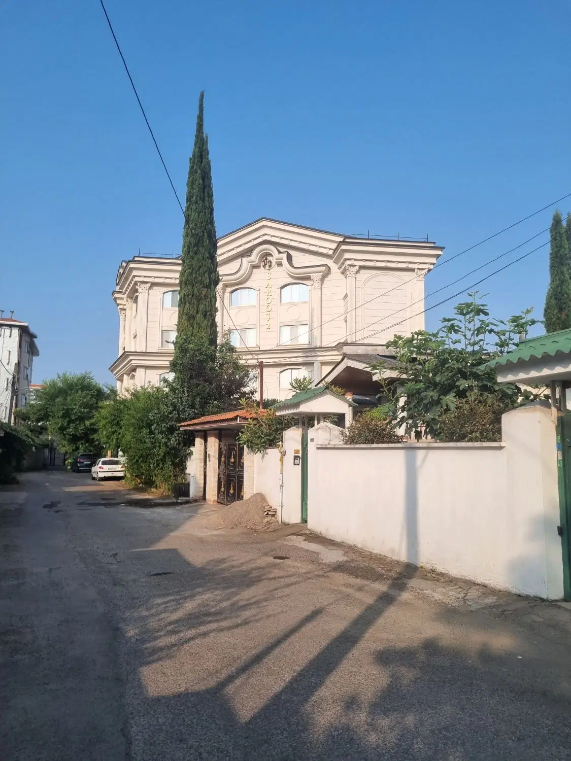 اجاره آپارتمان دو خوابه  طبقه سوم