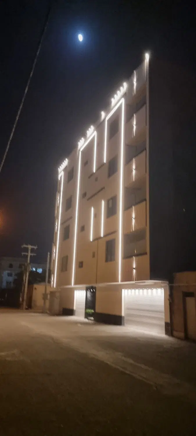 فروش اپارتمان ۱۲۵ متری خیابان خواجو