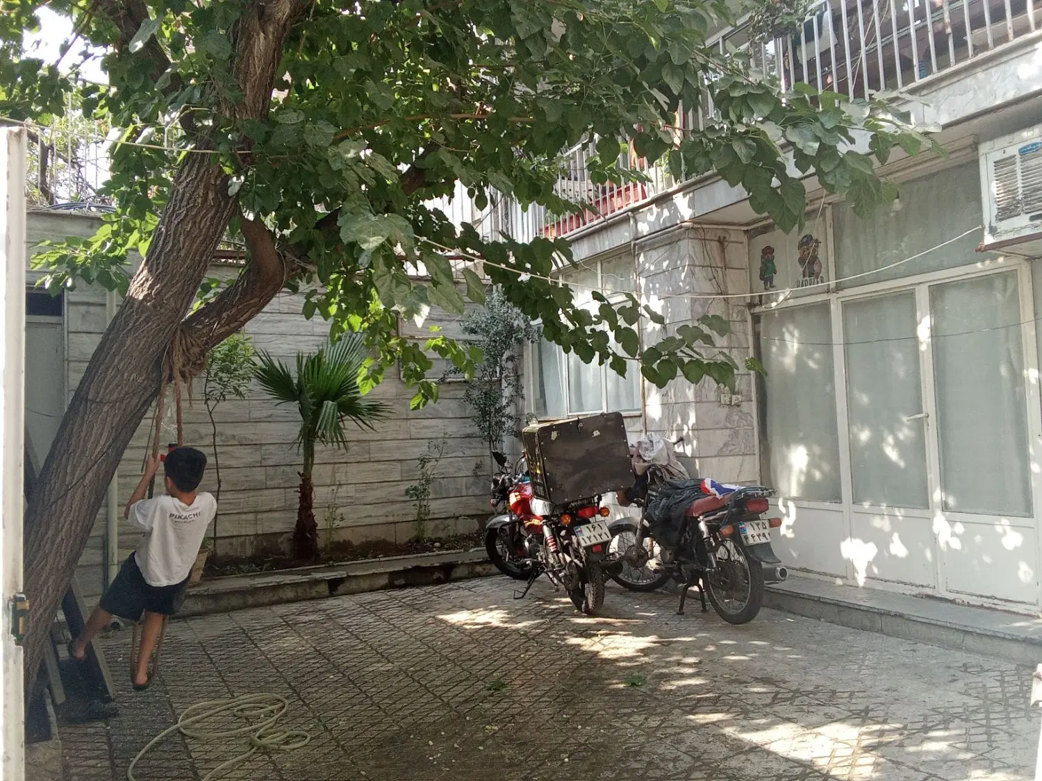 ۶۰ متر همکف تخلیه