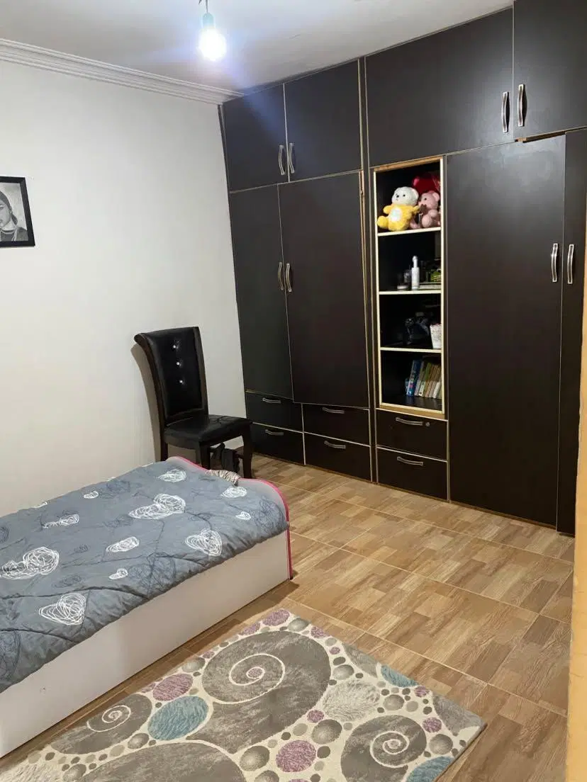 ویلایی همراه با مغازه