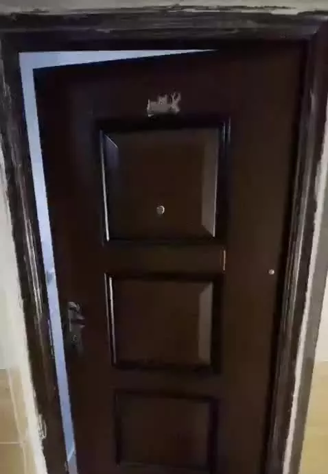 واحد ۱۱۰ متری با سند در صدرا