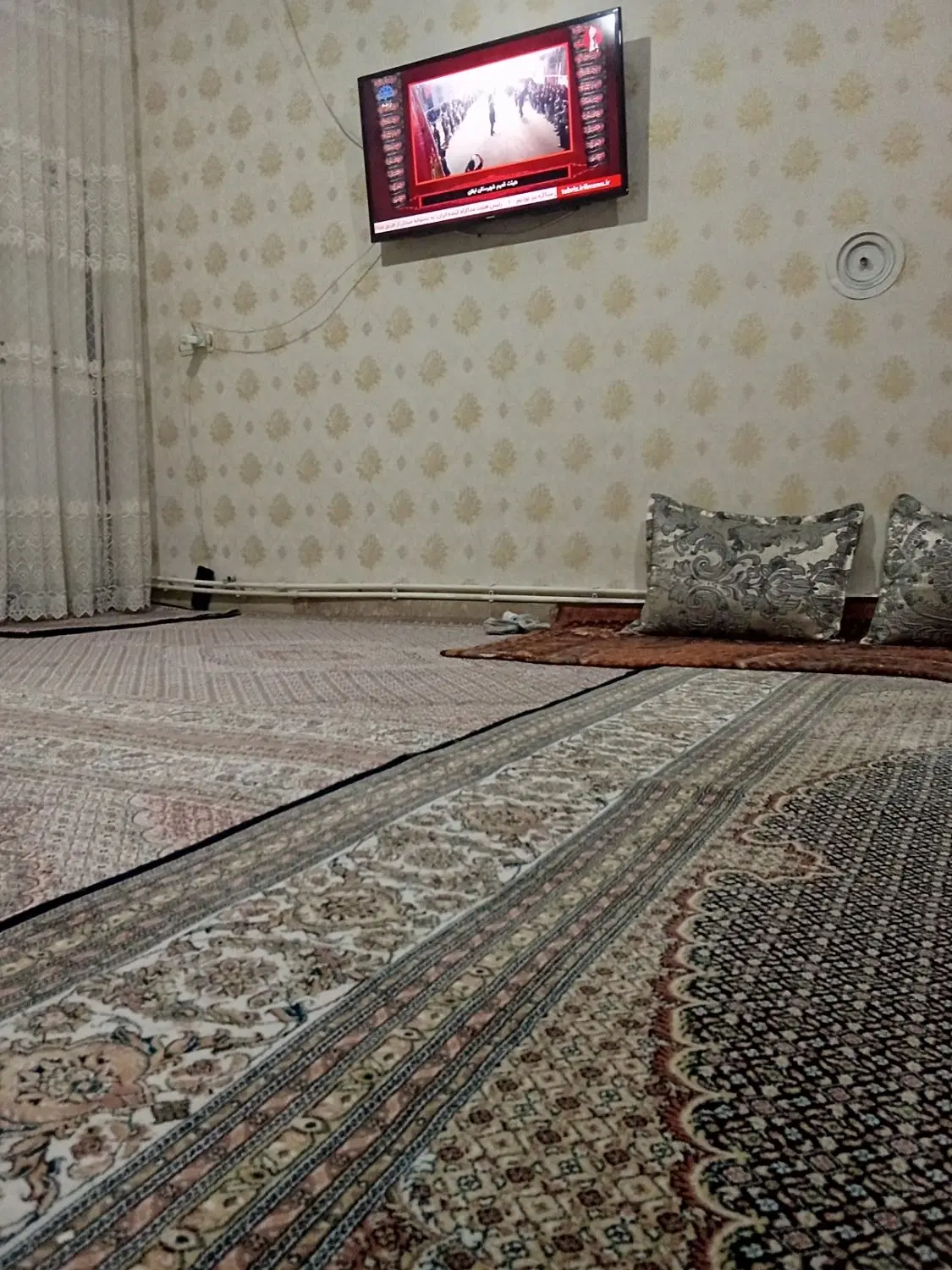حیاط.دوطبقه.ماشین.رو.فروشی