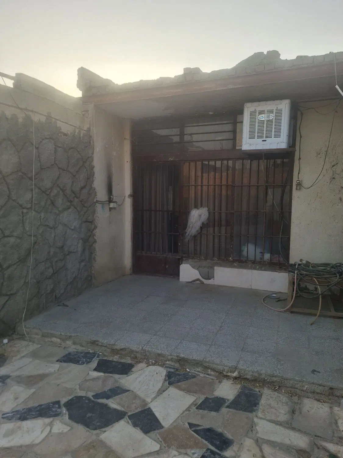 زمین کارگاهی در کرسگان