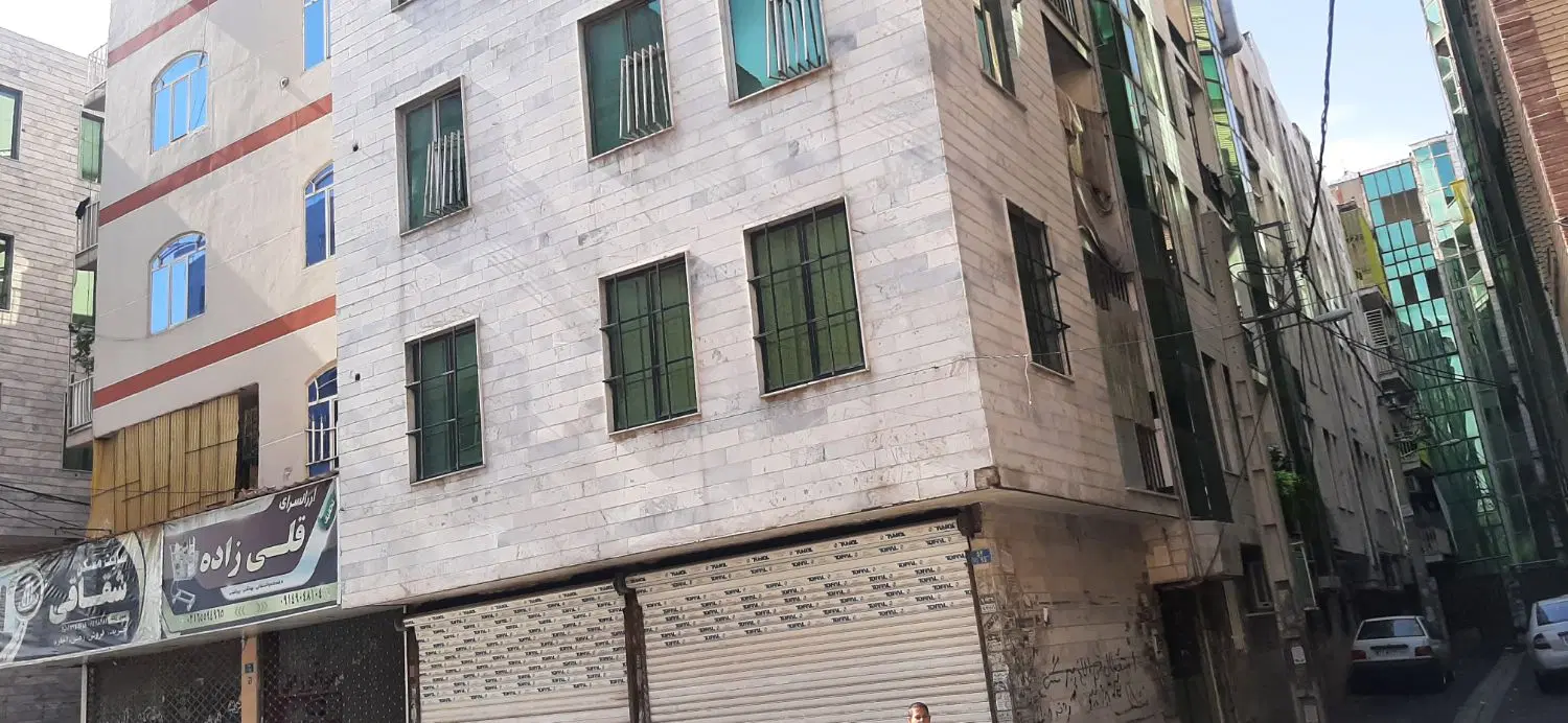 اپارتمان ۵۵ متری تو خیابان هاشمی نژاد