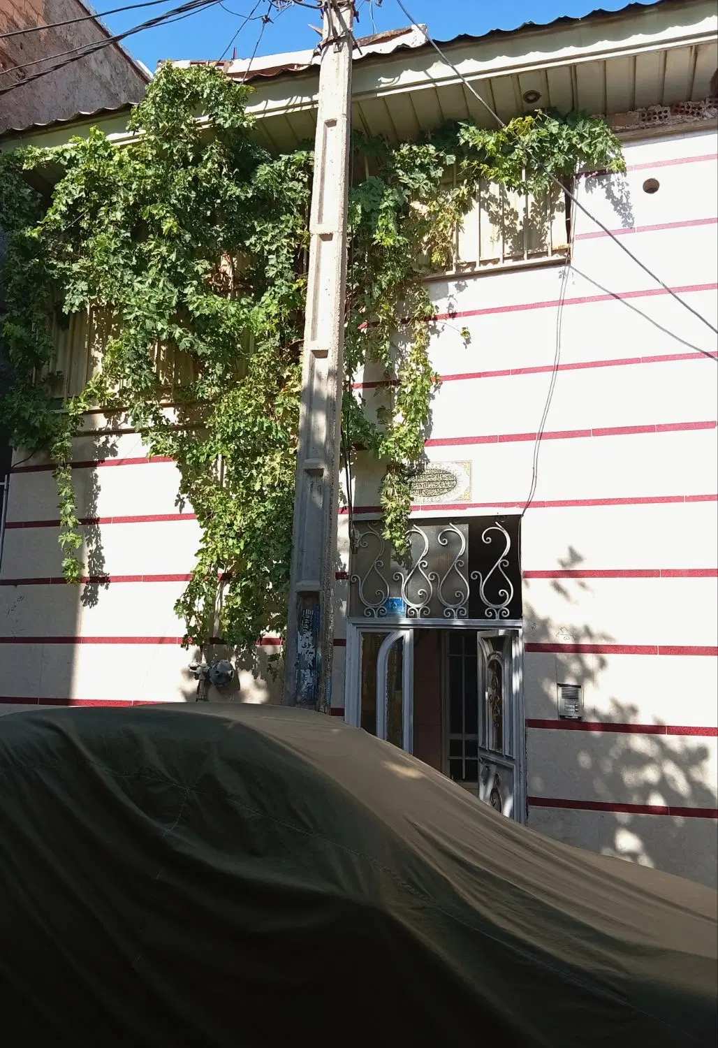 خونه دو طبقه