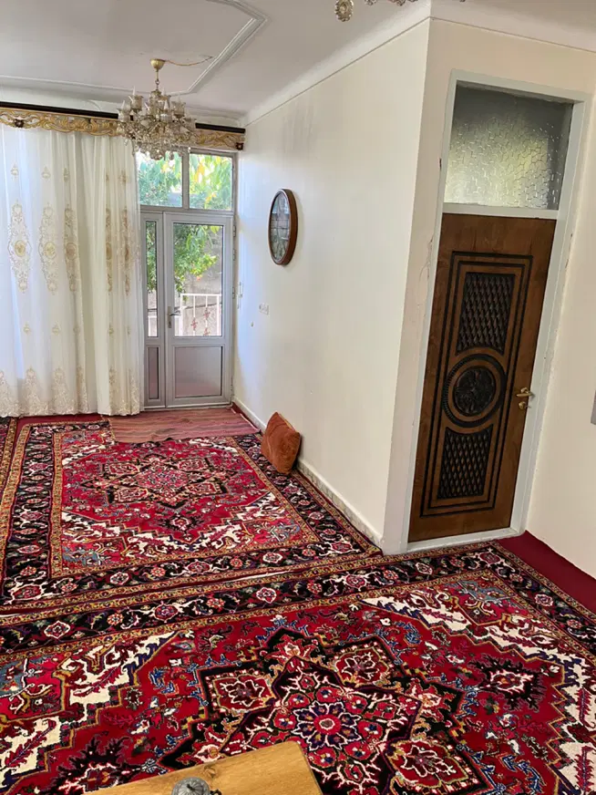 فروش خانه ۲۱۶ متری دو خواب تمام نماکاری‌شده