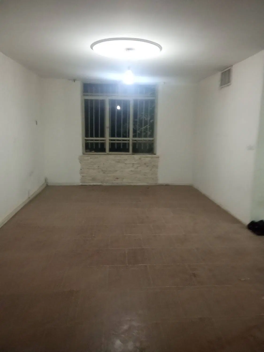 خانه ویلای دربست هم‌رهن و اجاره هم فروش