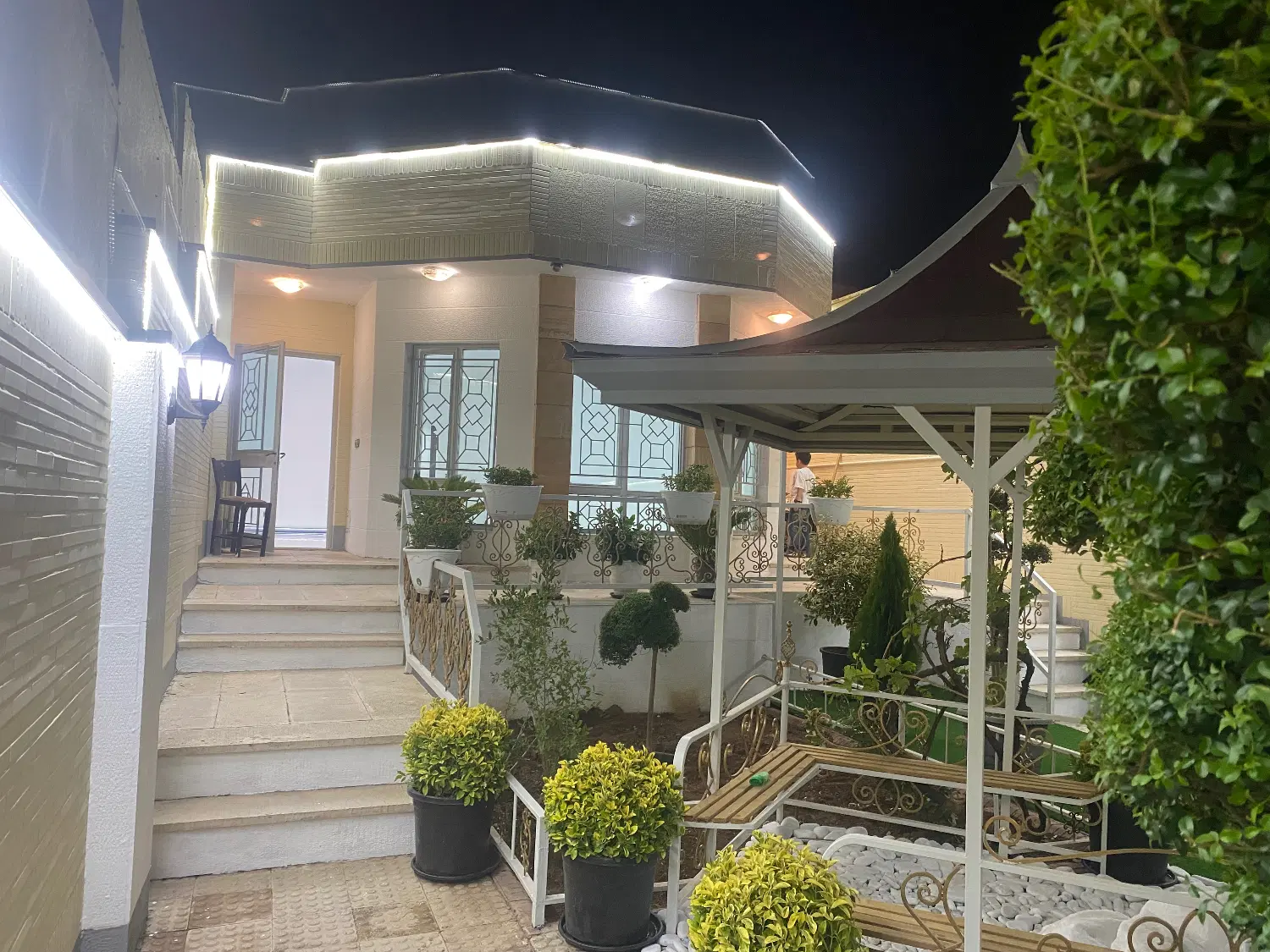 ۲۰۵ متر ویلایی مریم شمالی (فروش یا معاوضه)