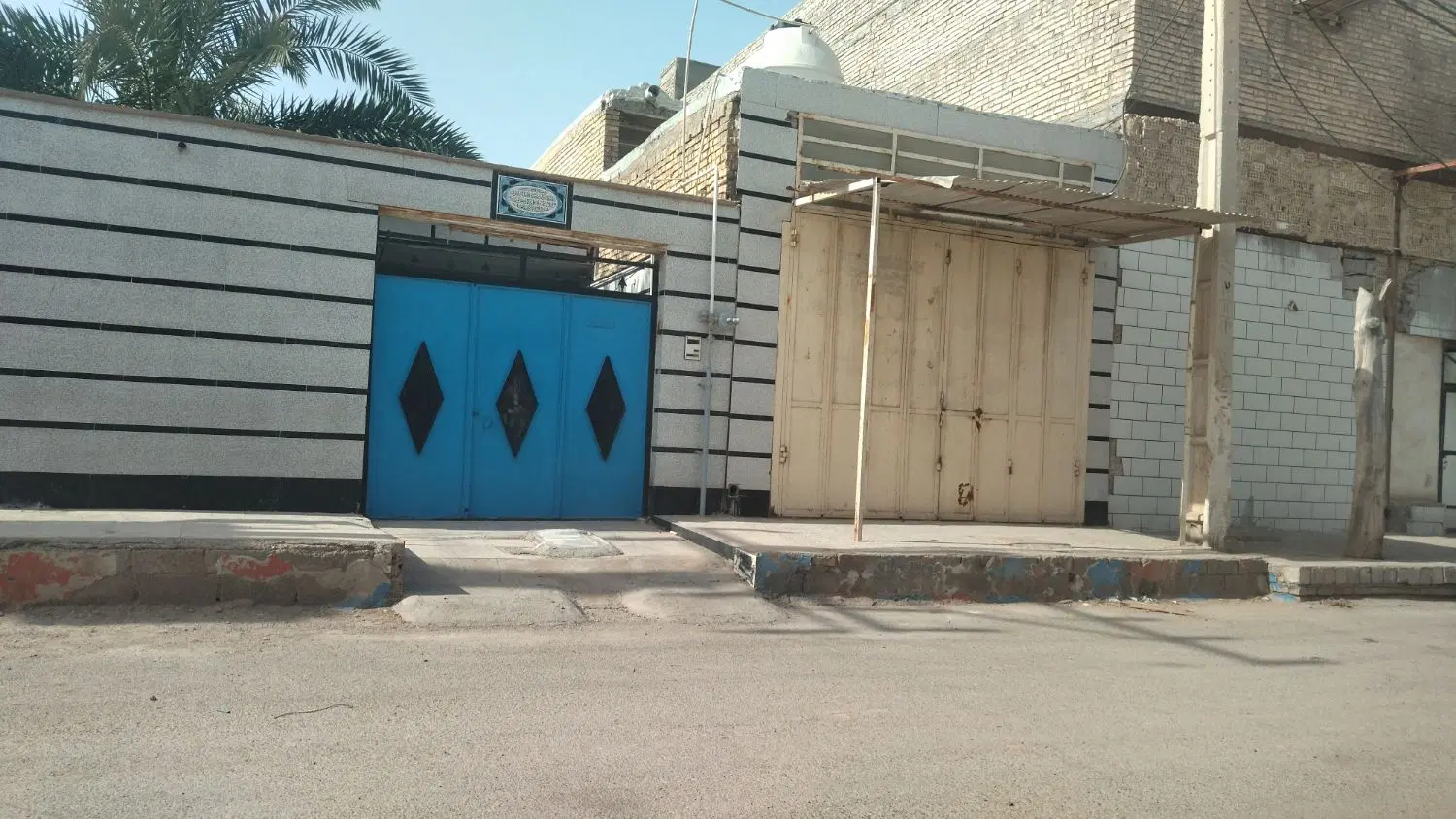 فروش ملک به همراه کارگاه مسکونی و تجاری