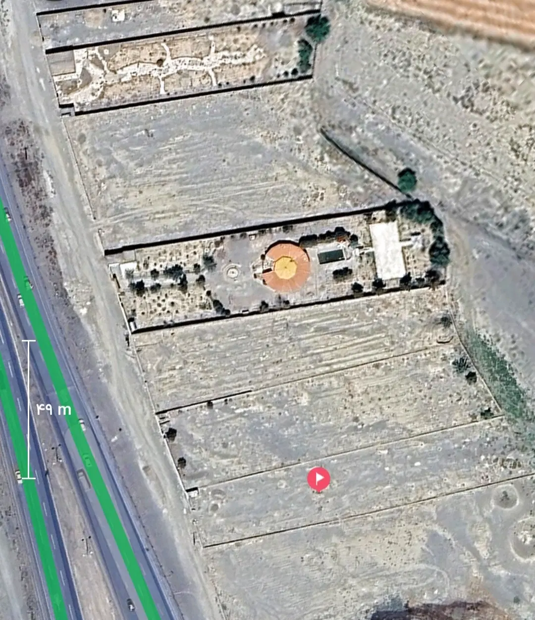 زمین حاشیه جاده سنتو