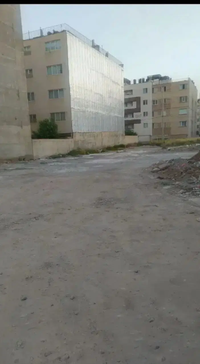 فروش زمین ۲۰۰ متری در بلواار طلاییه شرقی