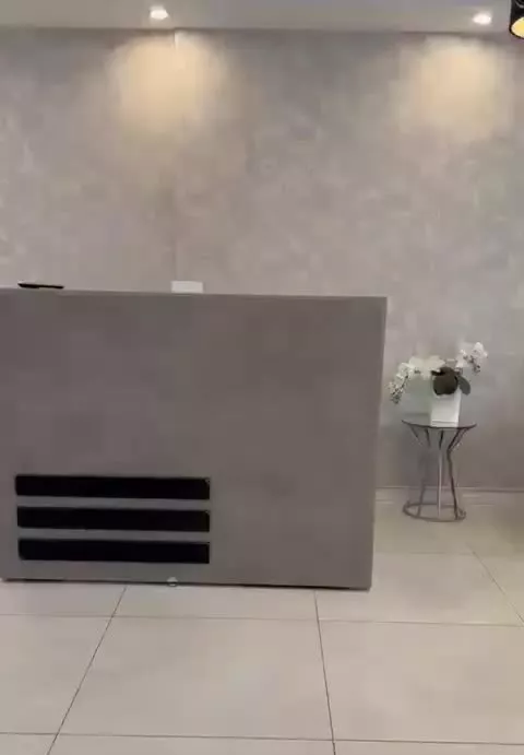 شهرک غرب۱۰۰متری2خوابه موقعیت اداری مناسب مطب