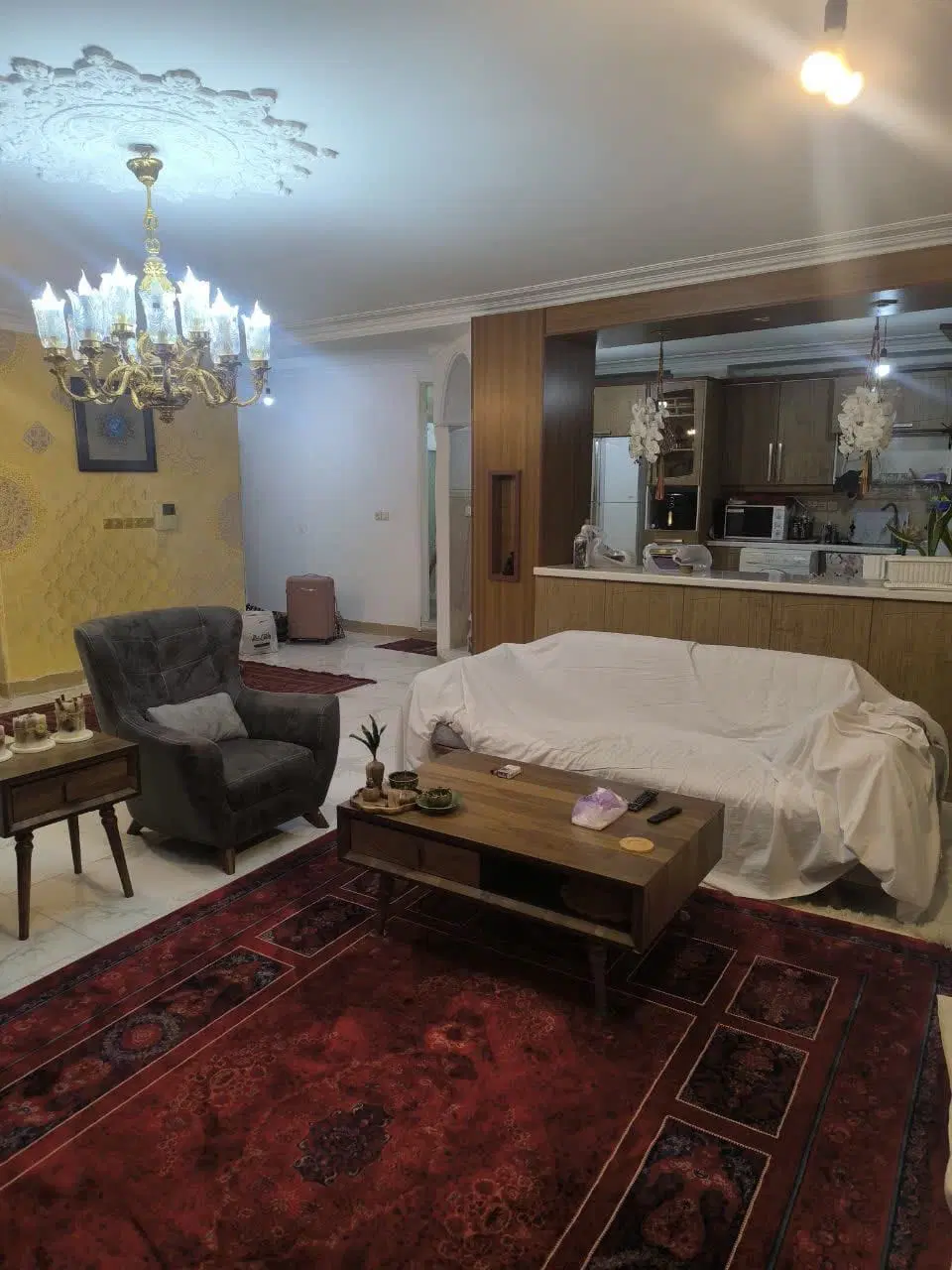 اجاره دوخوابه ۱۲۰متری انتها خیابان دانشگاه