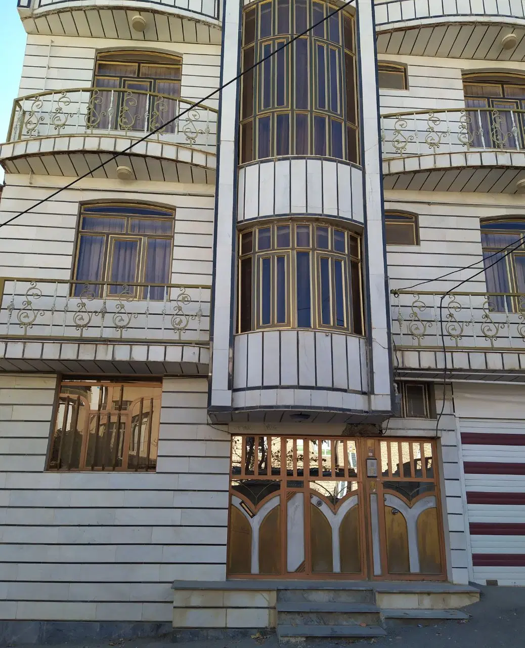 فروش منزل مسکونی،نیمه تجاری